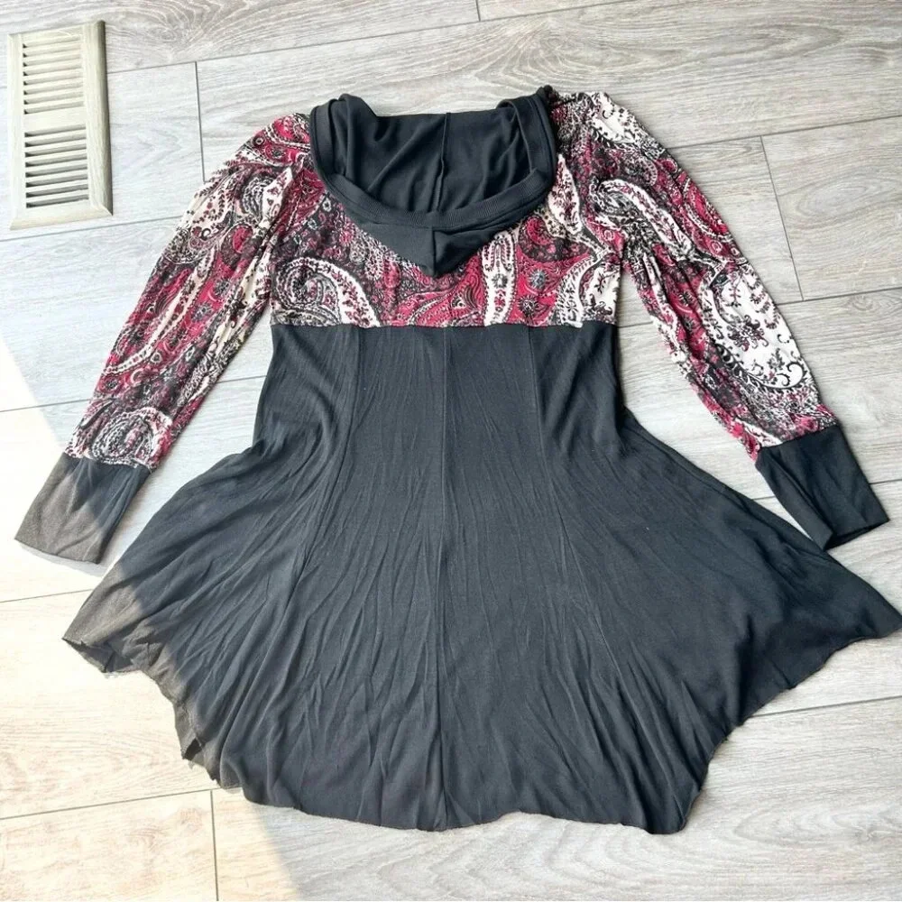 Frank Lyman Paisley Pattern Hooded Sweater Dress Made in Canada